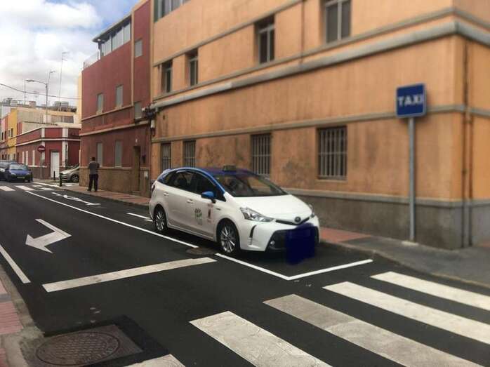 Imagen de la nueva parada de taxis en el Cruce de Melenara / TA